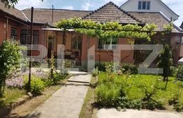 Casa cu 3 camere, 157 mp utili, 742 mp teren, zona Semicentral 