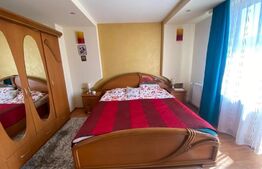 Casa cu 4 camere, 300 mp utili, 1100mp teren, Exterior Est