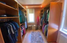 Casa cu 4 camere, 300 mp utili, 1100mp teren, Exterior Est