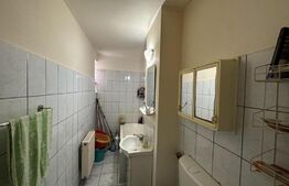Apartament 3 camere, etaj intermediar, 58 mp, Luduș