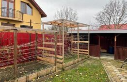 Casa cu 3 camere, 160 mp, Santana de Mures