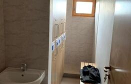 Imobil de locuit cu atelier de ceramica