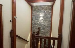 Casa cu 4 camere, 210 mp utili, teren cu 350 mp, Dambul Pietros