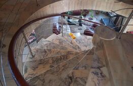 CASA 5 camere , GORNESTI , 360 mp , teren 3400 mp 