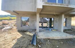  2 case, 138 mp, cu curte individuala de 500mp, in Livezeni 