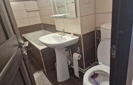 Apartament cu 2 camere, 70mp, 7 Noiembrie 