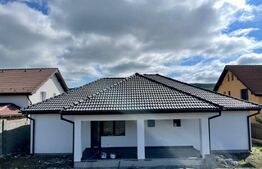 Casa nouă stil mediteranean, 180 mp utili, 610 mp teren, zona Santana