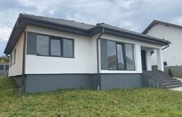 Casa nouă stil mediteranean, 180 mp utili, 610 mp teren, zona Santana