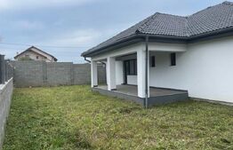 Casa nouă stil mediteranean, 180 mp utili, 610 mp teren, zona Santana