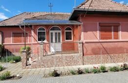 Doua case, 4 camere, 163mp utili, zona Cerghizel