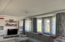 Casa cu 4 camere, 180mp, Corunca