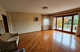 Casă de vânzare de 380mp utili și 3500 mp teren în Sângeorgiu de Mureș