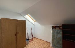 Casa cu 240  mp 8 camere cu teren 11 ari în Corunca