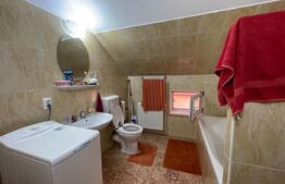 Casa cu 240  mp 8 camere cu teren 11 ari în Corunca