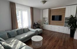 Casa cu 4 camere,198 mp utili + 350 mp teren,Corunca