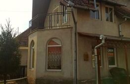 Casa cu 3 camere, 170 mp, Santana de Mures