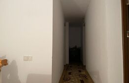 Casa cu 3 camere, 215mp,Unirii Horgosa 