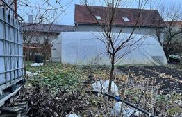 Casa cu 3 camere, 215mp,Unirii Horgosa 