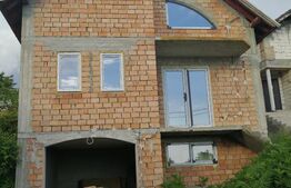 Casa 4 camere semifinisata Sancraiu de Mures, zona str. Delureni