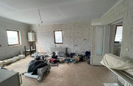 Casa de 253 mp, teren 500 mp, parcare, zona Centrala