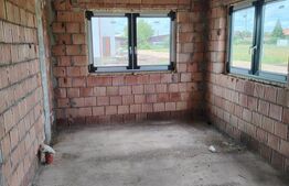 Casa duplex in rosu 119 mp Santana