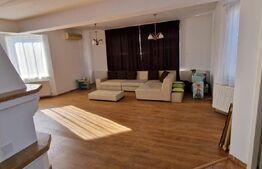 Corunca, casa 280 mp, teren 16 ari, cu picina exterioara