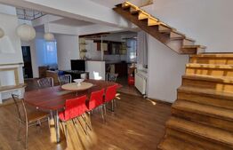 Corunca, casa 280 mp, teren 16 ari, cu picina exterioara