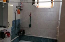  Casa in curte comuna, formata din doua corpuri, teren 345mp