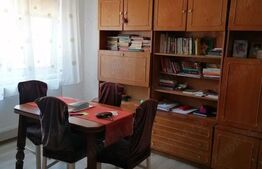  Casa in curte comuna, formata din doua corpuri, teren 345mp