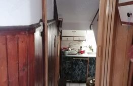  Casa in curte comuna, formata din doua corpuri, teren 345mp