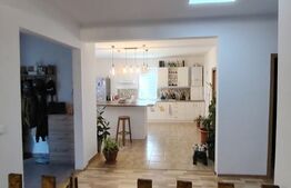 Casa deosebita cu 3 camere si spatiu comercial in Sangeorgiu de Mures