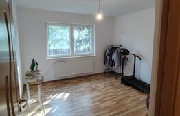 Casa deosebita cu 3 camere si spatiu comercial in Sangeorgiu de Mures