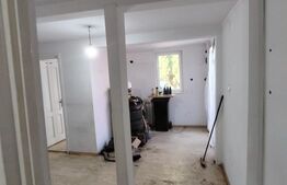 Casa deosebita cu 3 camere si spatiu comercial in Sangeorgiu de Mures