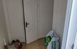 Casa deosebita cu 3 camere si spatiu comercial in Sangeorgiu de Mures