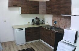 Casa 3 nivele  singur in curte zona centru cu cabinet stomatologic