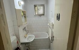 Apartament de vanzare cu 2 camere,decomandat, etaj intermediar!