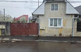 Casa cu 3 camere, zona 7 Noiembrie