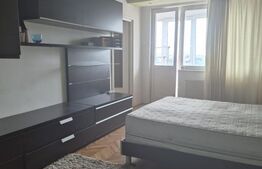 Apartament cu 3 camere, zona Dacia