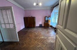 Casă 3 camere, 120 mp utili, curte individuala, zona Budai