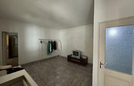 INVESTITIE! Casa de vanzare cu 10 camere, 350 mp utili, zona 7 Noiembrie