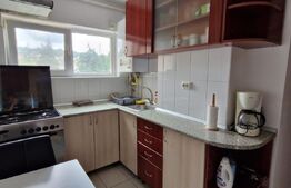 Apartament 3 camere, 70mp, zona Cornisa