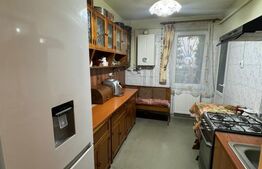 Apartament cu 3 camere, 2 bai si Balcon, zona Tudor