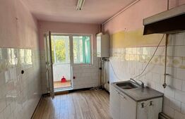 OFERTA !! Apartament renovabil, et 2/4, 3 camere, decomandat, zona 7 noiembrie