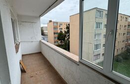 OFERTA !! Apartament renovabil, et 2/4, 3 camere, decomandat, zona 7 noiembrie