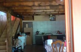 2 CASE DE VACANTA + 3 CABANUTE , STATIUNEA SOVATA