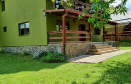 2 CASE DE VACANTA + 3 CABANUTE , STATIUNEA SOVATA