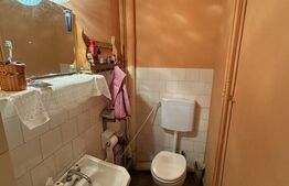 Apartament cu 3 camere, zona Cornisa