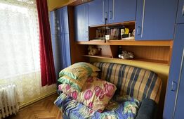 Apartament cu 3 camere, zona Cornisa