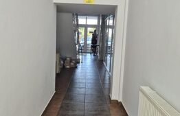 Spatiu comercial p+2  ,  750 mp de vanzare zona centrala