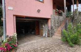 Casa cu 6 camere in Voiniceni 